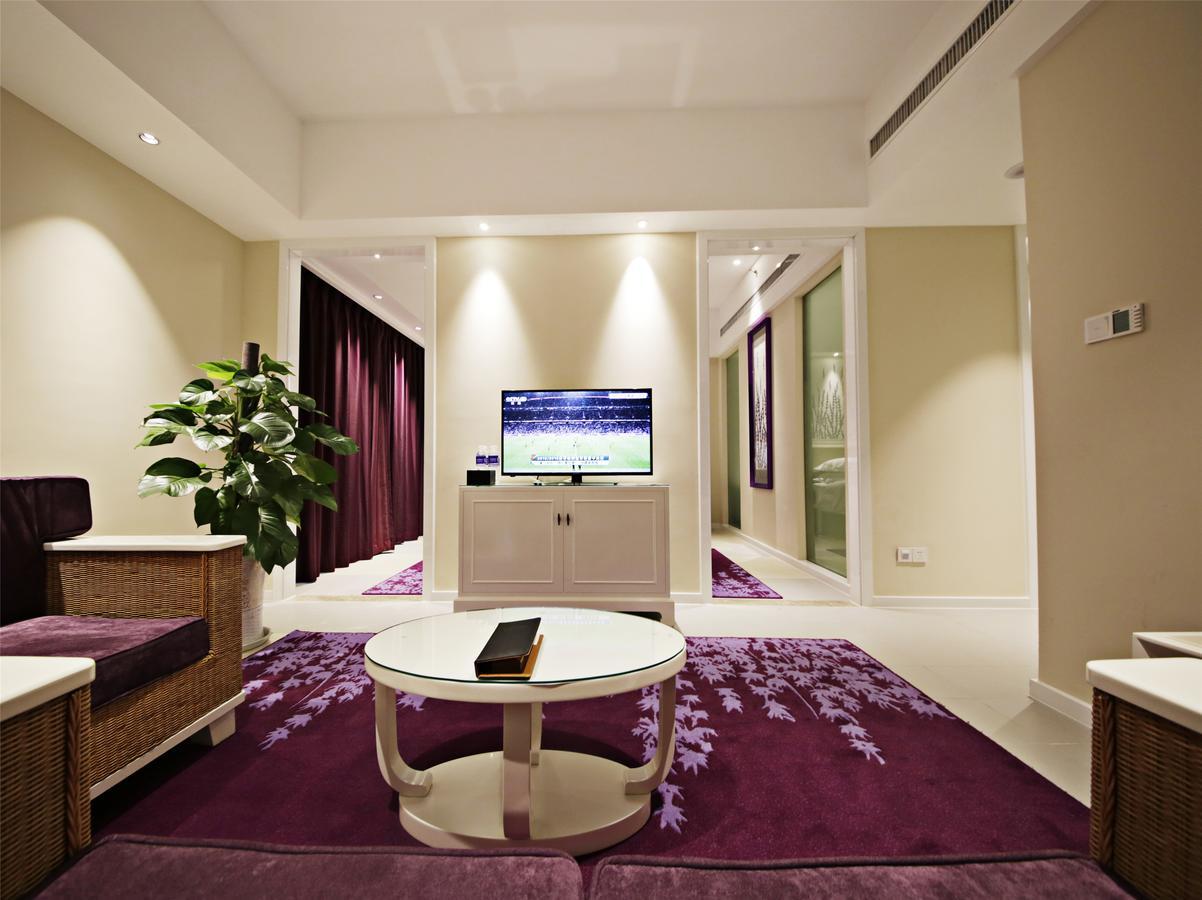 Howard Johnson Flower City Hotel Kunming Kültér fotó