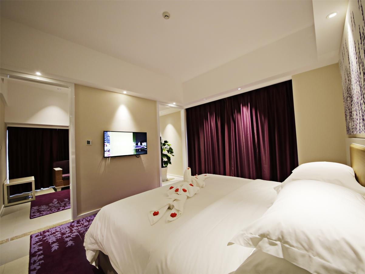 Howard Johnson Flower City Hotel Kunming Kültér fotó